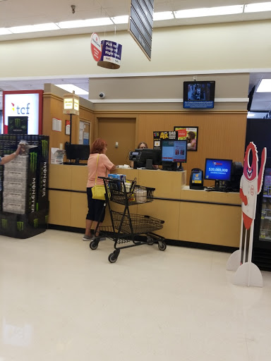 Grocery Store «Jewel-Osco», reviews and photos, 1537 N Larkin Ave, Joliet, IL 60431, USA