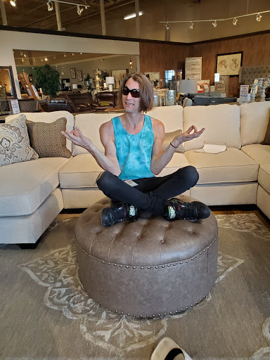 Furniture Store «Ashley HomeStore», reviews and photos, 905 Loucks Rd, York, PA 17404, USA