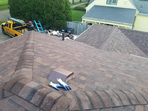 Roofing Contractor «West Michigan Roofing & Construction», reviews and photos, 3736 West River Dr NE, Comstock Park, MI 49321, USA