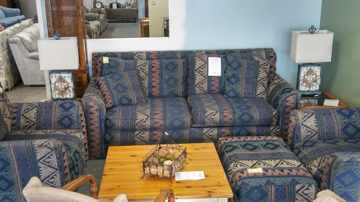 Used Furniture Store «Re-Source york Indoor Yardsale», reviews and photos, 405 Carlisle Ave, York, PA 17404, USA