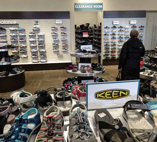 Shoe Store «Schuler Shoes», reviews and photos, 7993 Southtown Dr, Bloomington, MN 55431, USA