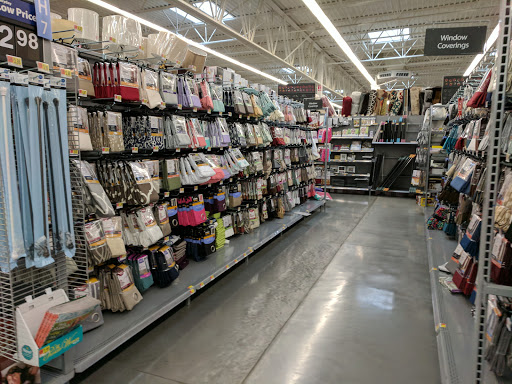 Discount Store «Walmart», reviews and photos, 6501 Veterans Memorial Pkwy, Crestwood, KY 40014, USA