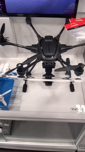 Shopping Mall «Evergreen Shopping Center», reviews and photos, 5015 Tacoma Mall Blvd, Tacoma, WA 98409, USA