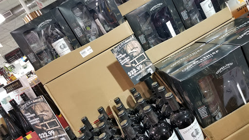 Liquor Store «Camp Creek World Of Beverages», reviews and photos, 3780 Princeton Lakes Pkwy, Atlanta, GA 30344, USA