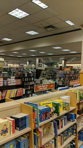 Book Store «Barnes & Noble Booksellers West Side», reviews and photos, 3701 Ellison Dr NW, Albuquerque, NM 87114, USA