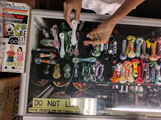 Tobacco Shop «Headquarters Tobacco & Gifts», reviews and photos, 5381 W 20th Ave, Hialeah, FL 33012, USA