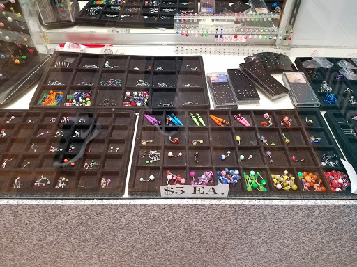 Tattoo Shop «Kentucky Tattoos», reviews and photos, 7316 Preston Hwy, Okolona, KY 40219, USA