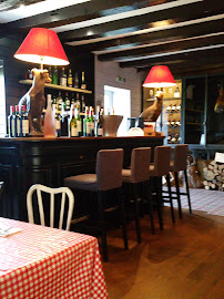 Atmosphère du Chez Fernand - Restaurant Saint-Herblain - n°15
