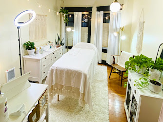 Flora Sugaring & Esthetics