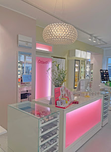 Cosmetic Gallery GmbH Kosmetikstudio Weiße G. 11, 86150 Augsburg, Deutschland