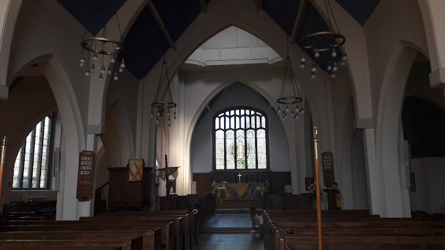 Reviews of Parish Church of Saint Edmund, Chingford in London - Church