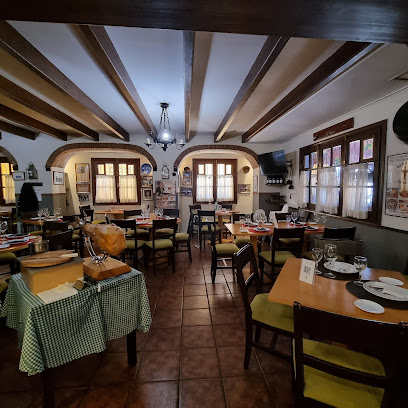 La cocina de La Abuela - plaza vistalegre 5/6( para GPS C/ Andalucia), 29670 San Pedro Alcántara, Málaga, Spain