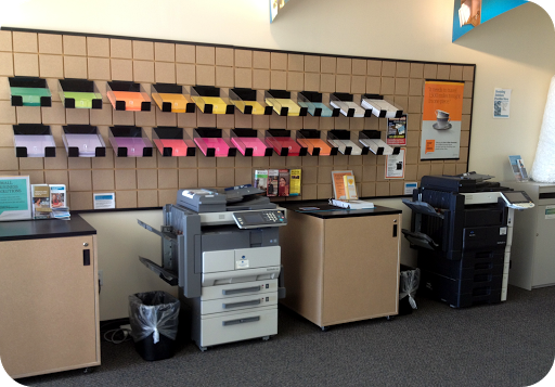 Shipping and Mailing Service «The UPS Store», reviews and photos, 2815 100th St, Urbandale, IA 50322, USA