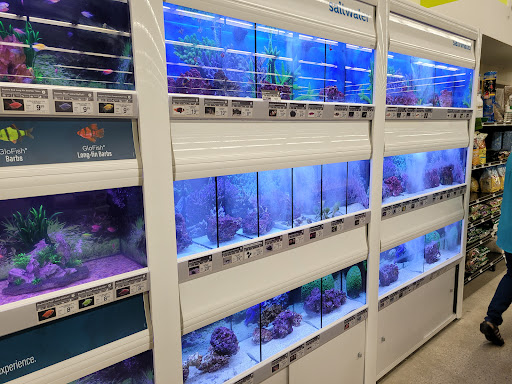 Pet Supply Store «Petco Animal Supplies», reviews and photos, 1605 Beltline Rd SW, Decatur, AL 35601, USA