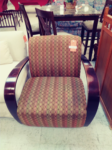 Shopping Mall «Southgate Shopping Center», reviews and photos, 13545 Eureka Rd, Southgate, MI 48195, USA