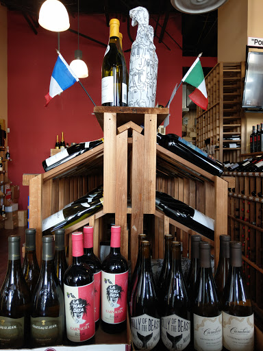 Liquor Store «Portofino Wine Bank», reviews and photos, 500 S. Pointe Dr #110, Miami Beach, FL 33139, USA