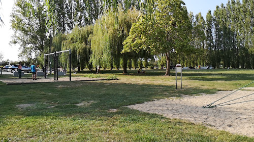 Parc de loisirs à Marmagne