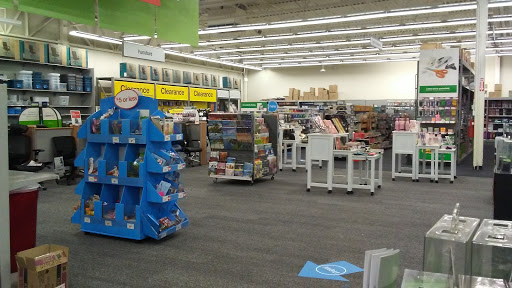 Office Supply Store «Staples», reviews and photos, 205 Applegate Rd #100, Stroudsburg, PA 18360, USA