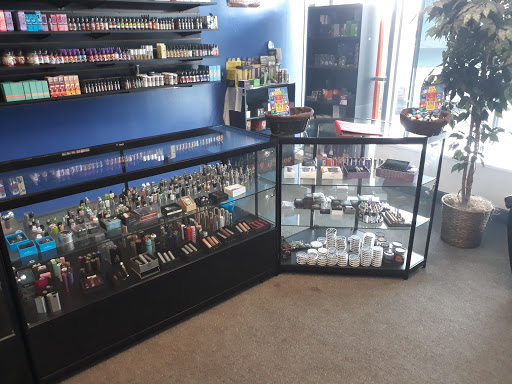 WET VAPESSMOKE SHOP image 5