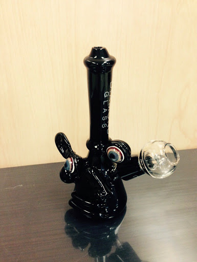 Cigar Shop «Park Avenue Smoke Shop», reviews and photos, 194 Park Ave, Worcester, MA 01609, USA