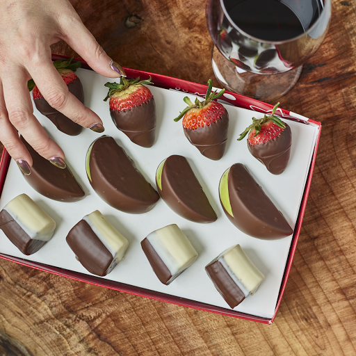 Gift Shop «Edible Arrangements», reviews and photos, 623 W Lancaster Ave, Wayne, PA 19087, USA