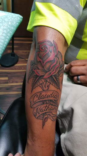 Tattoo Shop «Dead Serious Tattoos», reviews and photos, 8695 Archer Ave #2, Willow Springs, IL 60480, USA