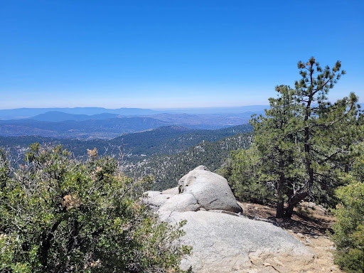 Deer Springs Trailhead