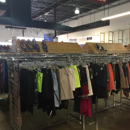 Thrift Store «Saint Vincent de Paul Thrift Store of Plano», reviews and photos, 3305 N Central Expy #280, Plano, TX 75023, USA