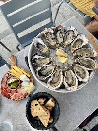 Plats et boissons du Restaurant de fruits de mer La Cabane Cent Un - Restaurant d'huîtres à Bordeaux - n°2
