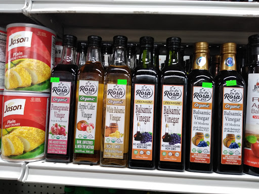 Kosher Grocery Store «Miami Kosher Supermarket», reviews and photos, 1622 NE 205th Terrace, Miami, FL 33179, USA