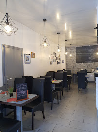 Atmosphère du Restaurant Les délices de mi-ly à Lisieux - n°2