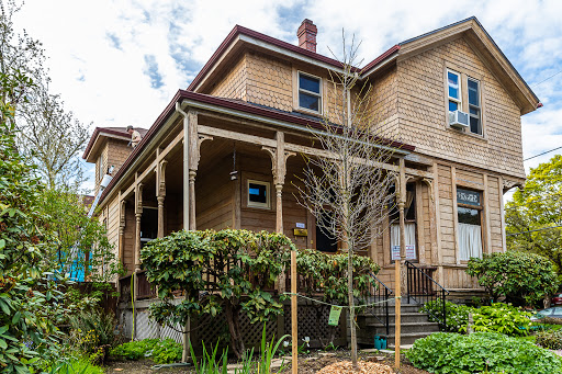 Painter «PORTLAND PAINTING & RESTORATION», reviews and photos, 924 SE Stephens St, Portland, OR 97214, USA