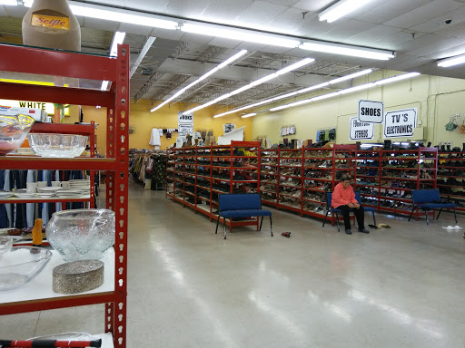 Thrift Store «Garland Road Thrift Store», reviews and photos, 10030 Garland Rd, Dallas, TX 75218, USA