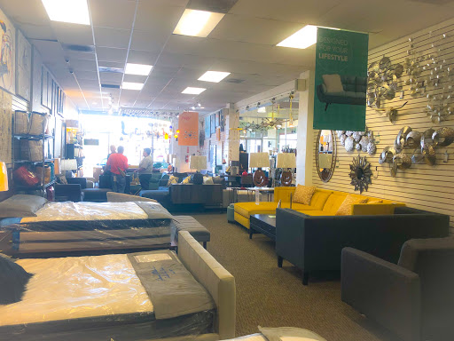 Thrift Store «Revivals Store - Palm Springs», reviews and photos
