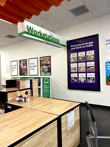 Print Shop «FedEx Office Print & Ship Center», reviews and photos, 175 Glastonbury Blvd Suite 3, Glastonbury, CT 06033, USA