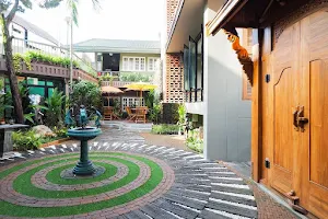 Fang Chiang Mai Hotel image