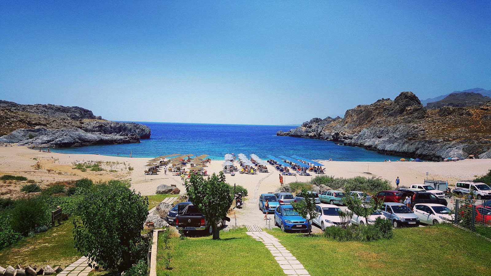 Photo of Skinaria beach beach resort area