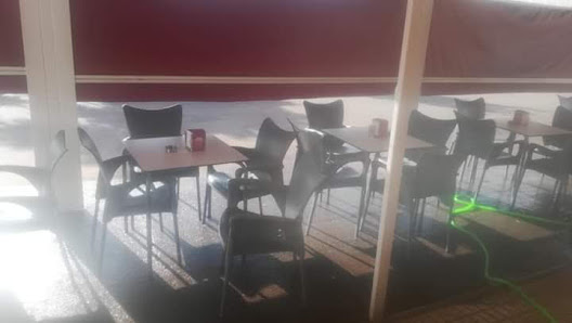 Cafeteria bar castaño 