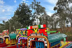 Trajineras Xochimilco - Embarcadero Cuemanco image