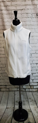 Clothing Store «Passion For Fashion», reviews and photos, 12767 Chillicothe Rd, Chesterland, OH 44026, USA