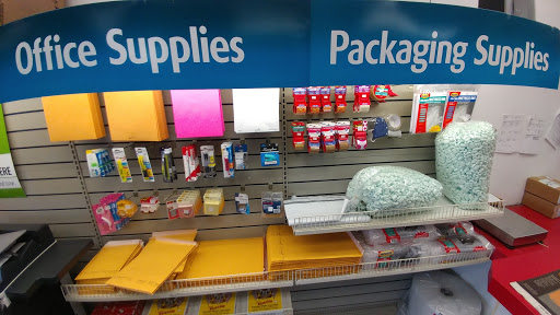 Shipping and Mailing Service «The UPS Store», reviews and photos, 1131 Tolland Turnpike O, Manchester, CT 06042, USA