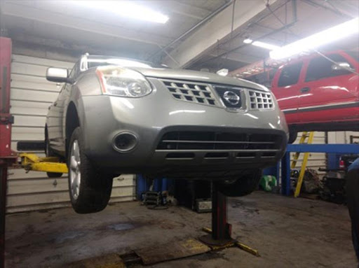 Auto Repair Shop «Advantage Auto Solutions», reviews and photos, 305 E Clifty Dr, Madison, IN 47250, USA