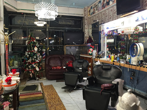 Barber Shop «Sanchez Barber Shop», reviews and photos, 907 W Irving Park Rd, Chicago, IL 60613, USA