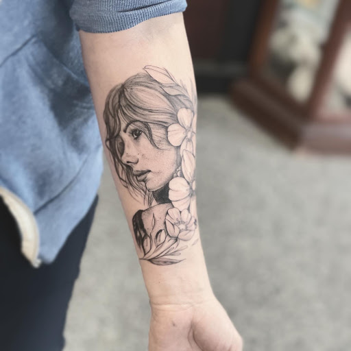 Explore memorial tattoo ideas for loved ones, creative tattoo ideas in Cambridge, available at Hidden Vibes Tattoo