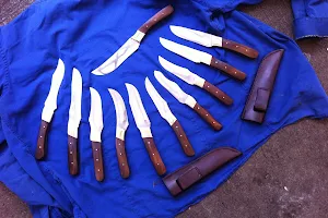 Barrytown Knifemaking image