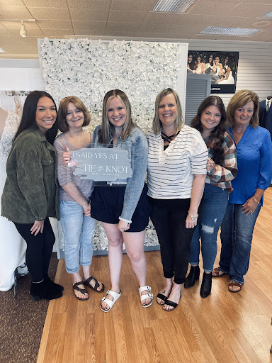 Boutique «Tie the Knot Bridal Boutique», reviews and photos, 844 S Military Ave, Green Bay, WI 54304, USA