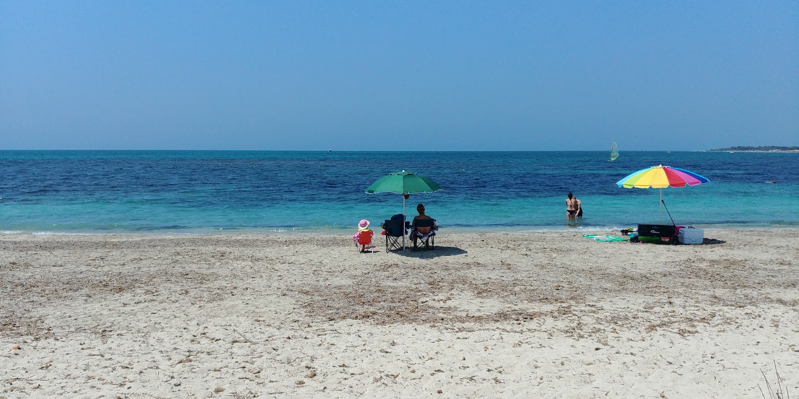 Foto di beach of Paduli ubicato in zona naturale