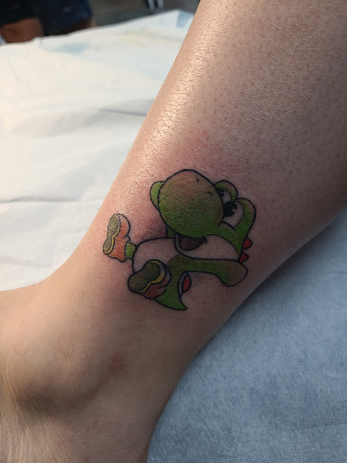 Tattoo Shop «Armageddon Tattoos», reviews and photos, 7 Meserole St, Brooklyn, NY 11206, USA