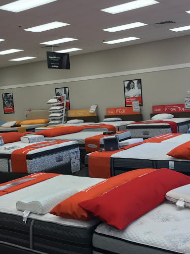 Mattress Store «Mattress Firm Brownsburg», reviews and photos, 211 W Northfield Dr, Brownsburg, IN 46112, USA