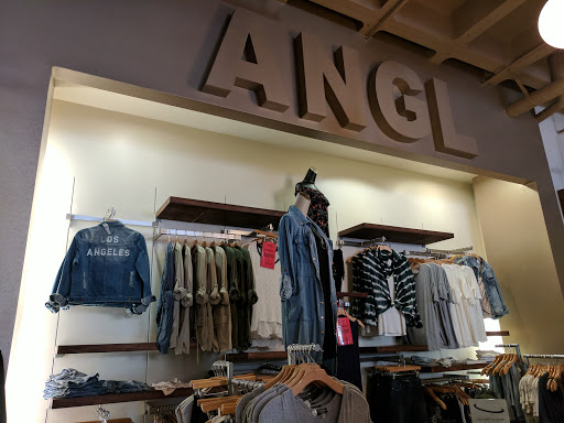 Shopping Mall «Bella Terra», reviews and photos, 7777 Edinger Ave, Huntington Beach, CA 92647, USA